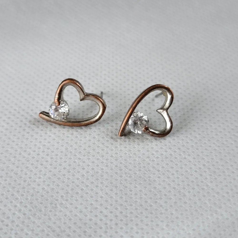 Floating Diamond Heart Earrings